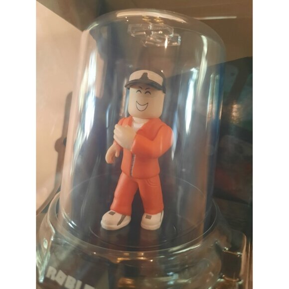 New Roblox Figure - Jailbreak: Inmate - Picture 2 of 3